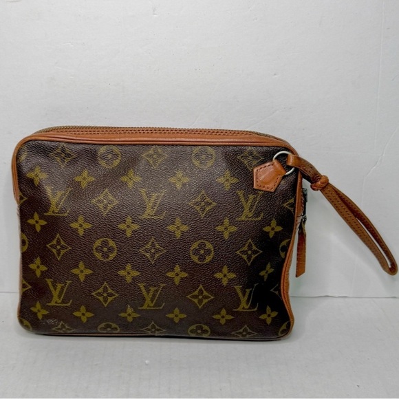 Authentic LOUIS VUITTON wristlet/clutch - Picture 1 of 8